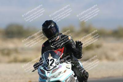 media/Dec-07-2025-CVMA (Sun) [[3e7d2de5dc]]/Race 5-Formula UL-CVMA Hooligans-American Thunder/